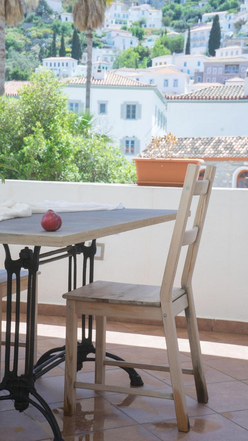 Douskos Guesthouse Hydra  Extérieur photo