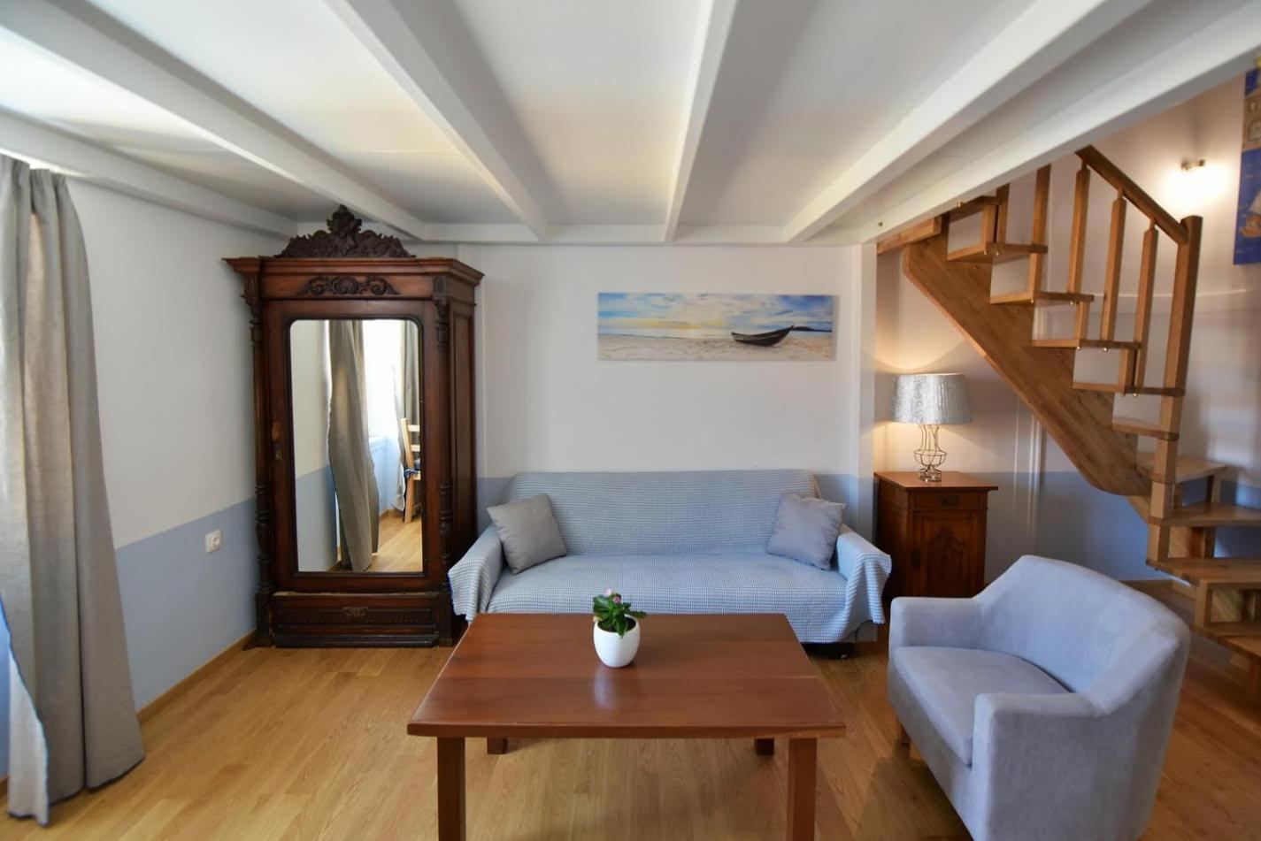 Douskos Guesthouse Hydra  Extérieur photo